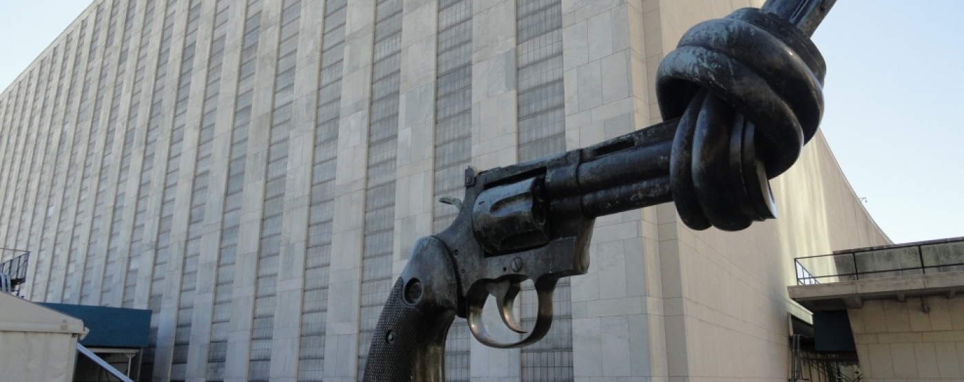 The-Knotted-Gun-by-Carl-Fredrik-Reuterswärd_0 The-Knotted-Gun-by-Carl-Fredrik-Reuterswärd_0